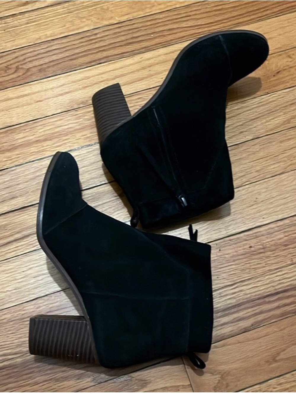 Toms Lunata Women's Black Suede Block Heel Zip Up Fashion Ankle Bootie